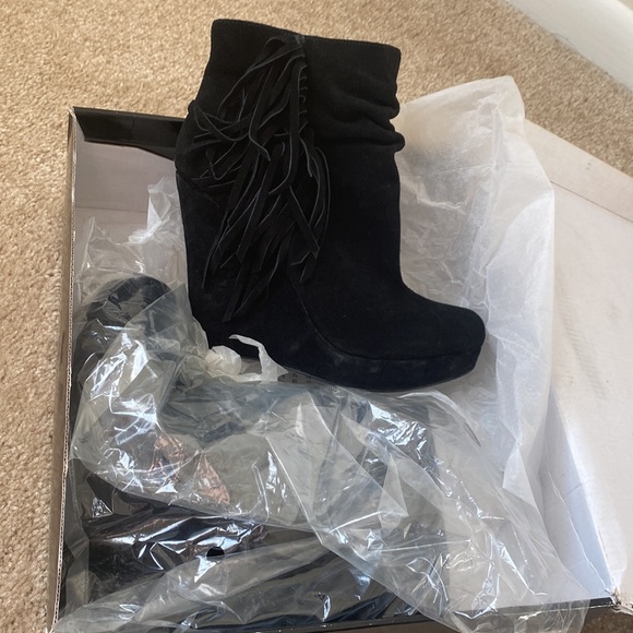 Suede Fringe Wedge Ankle Booties - Picture 6 of 6